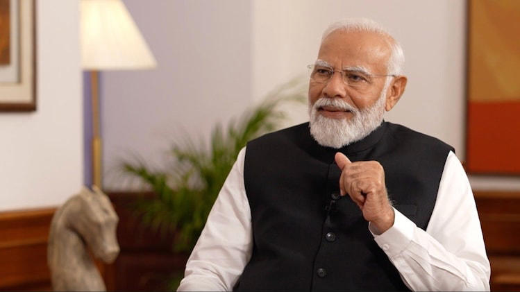 pm modi image while interview